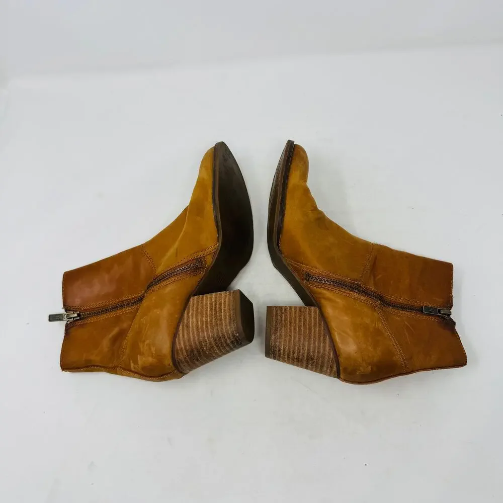 Frye Cara Short Ankle Boots Tan Leather Stacked Heel Western Style Size‎ 7M
